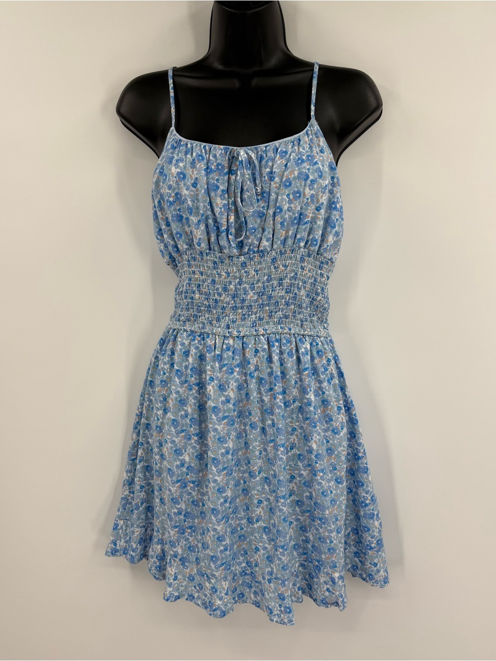 Liberty Love Ditsy Floral Smocked Keyhole Tie Ruffle Mini Dress | Blue | M